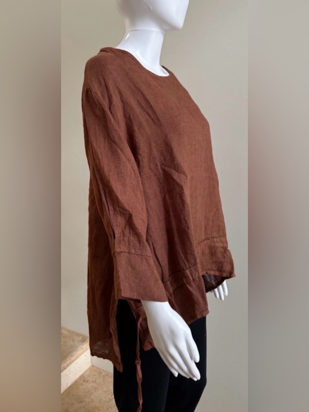 DEVITALIA Linen Ruffle Top Tunic, One Size - Picture 6 of 6